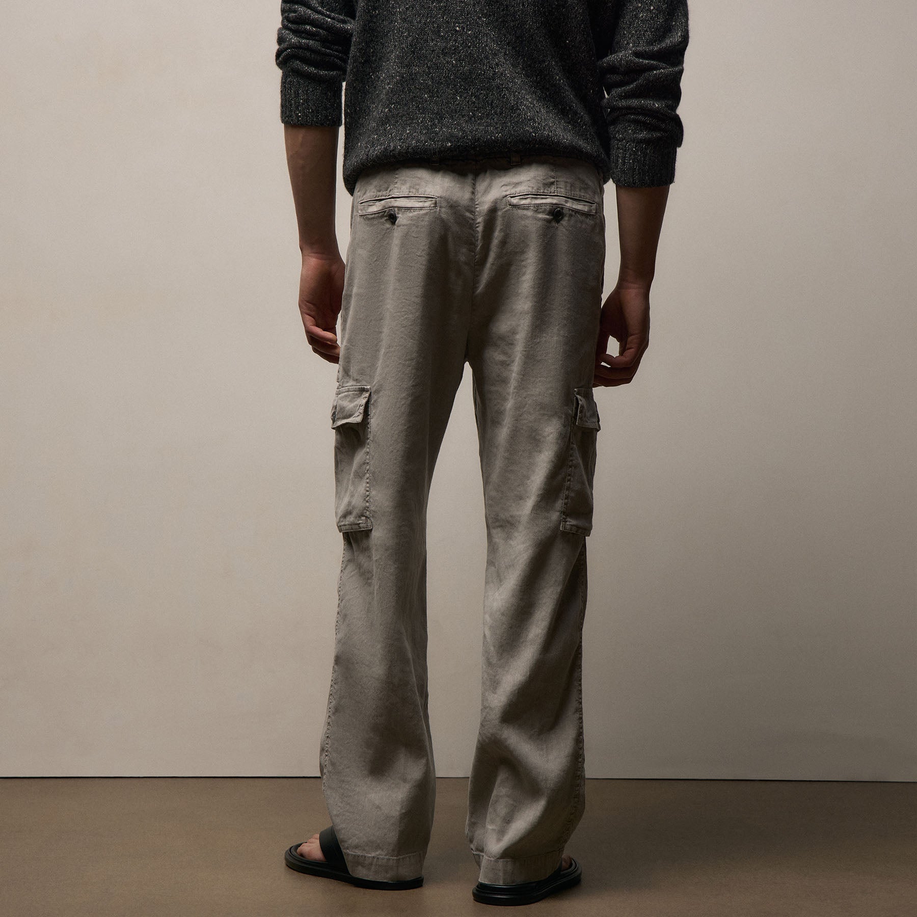 Stretch Linen Cargo Pant in Fog Pigment | James Perse Los Angeles