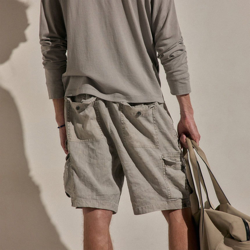 Parachute Linen Cotton Cargo Short in Fog Pigment | James Perse Los Angeles
