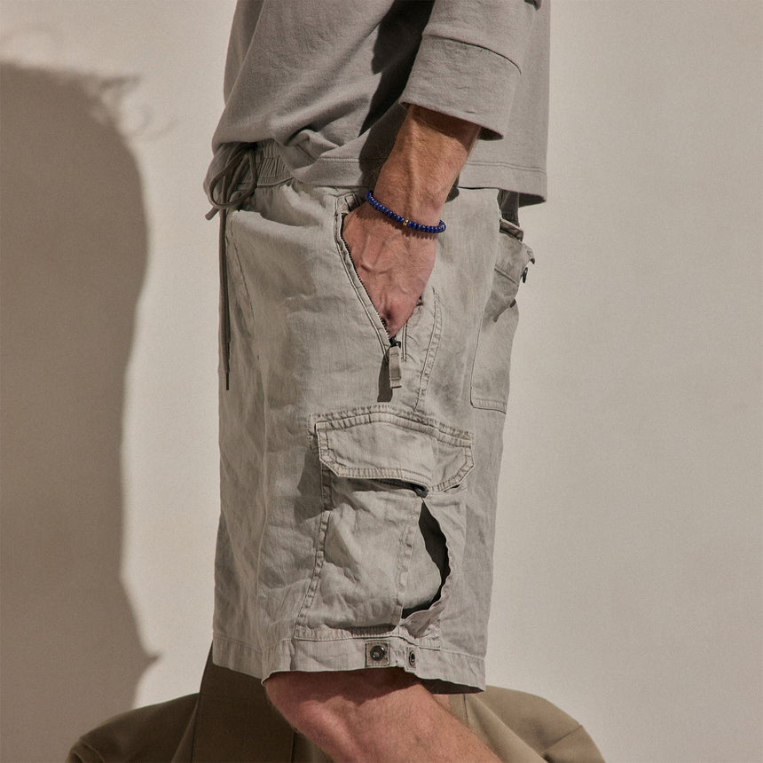Parachute Linen Cotton Cargo Short in Fog Pigment | James Perse Los Angeles