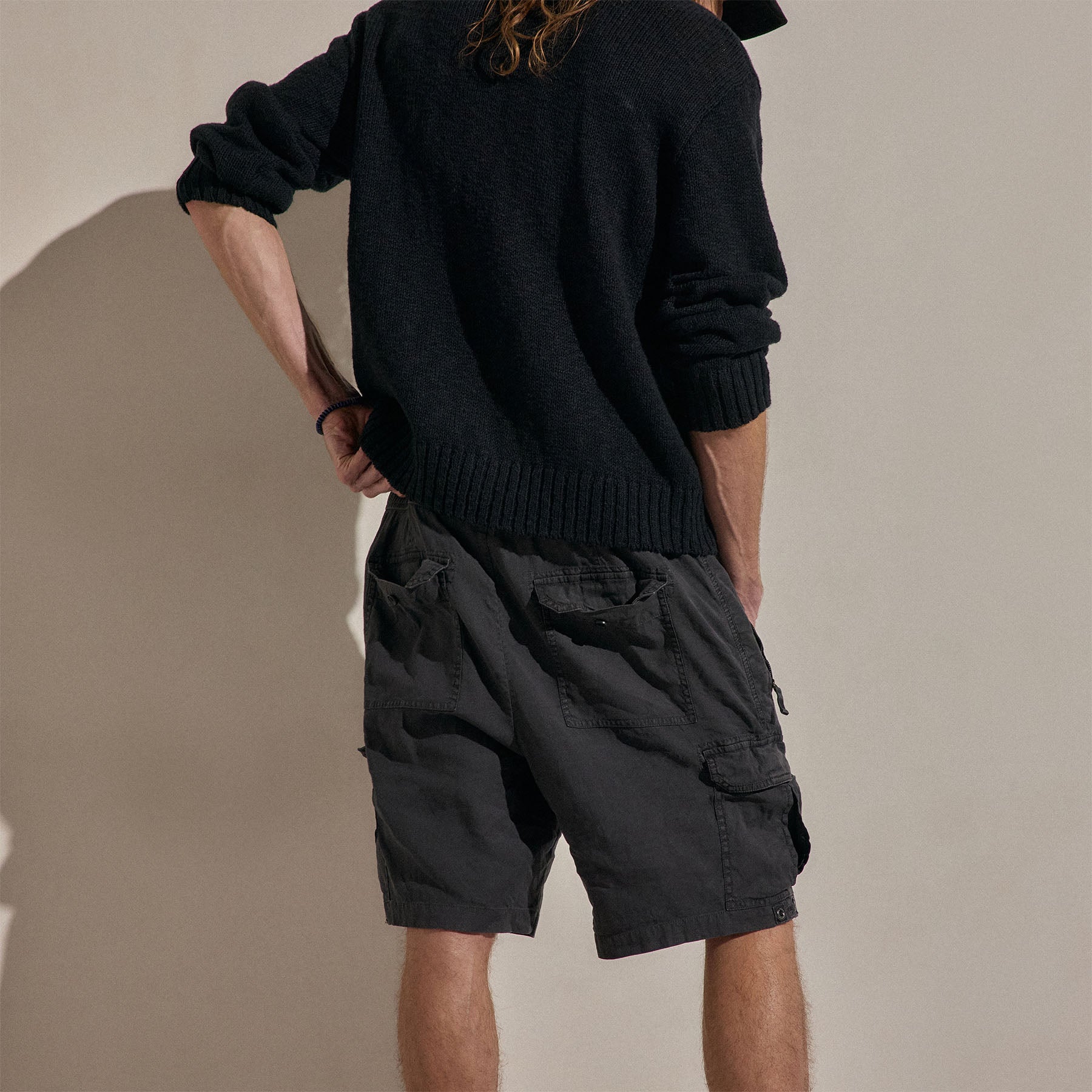 Parachute Linen Cotton Cargo Short in Magma Pigment | James Perse Los Angeles