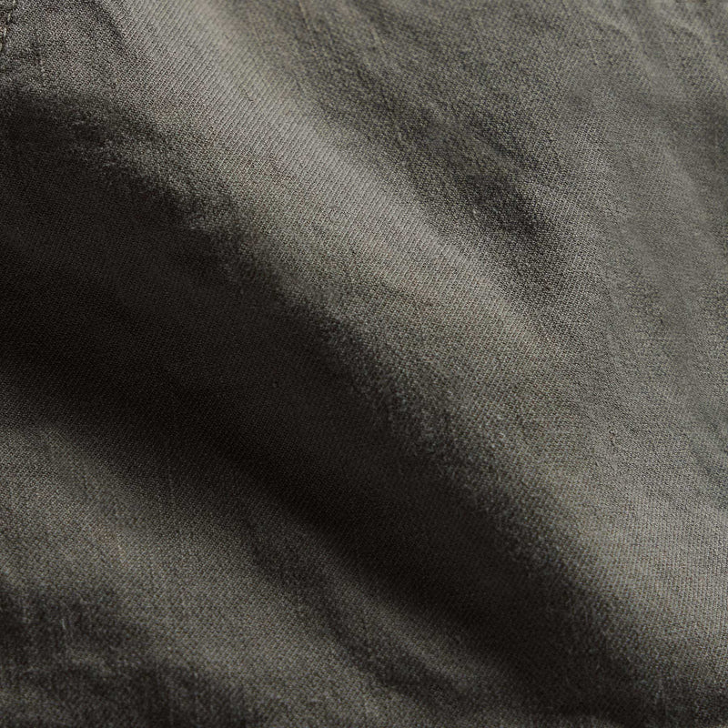 Linen Blend Utility Short in Granite Pigment | James Perse Los Angeles