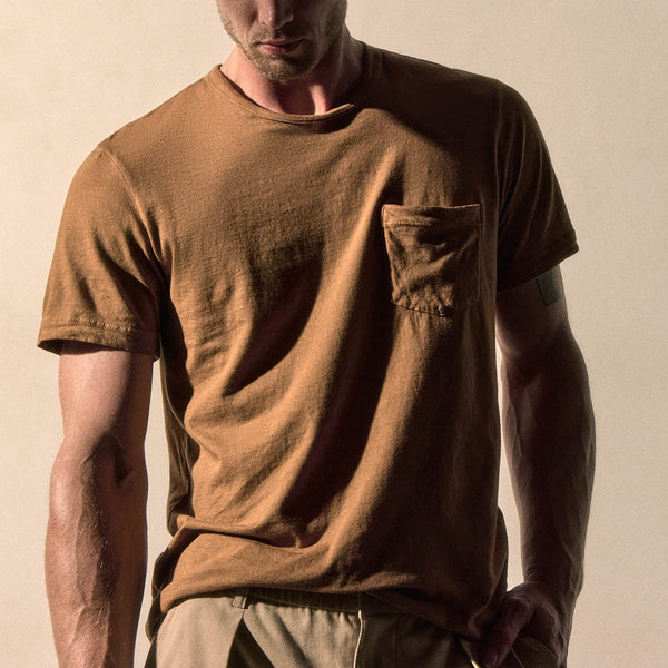 Lightweight Jersey Pocket Tee in Whiskey Pigment | James Perse Los Angeles