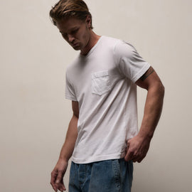 Lightweight Jersey Pocket Tee in White | James Perse Los Angeles