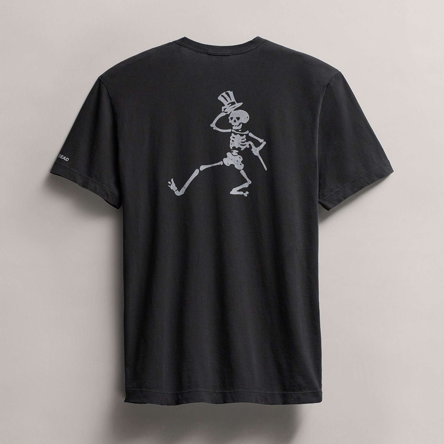 Men's Grateful Dead  Short Sleeve Tee in Carbon Pigment | James Perse Los Angeles