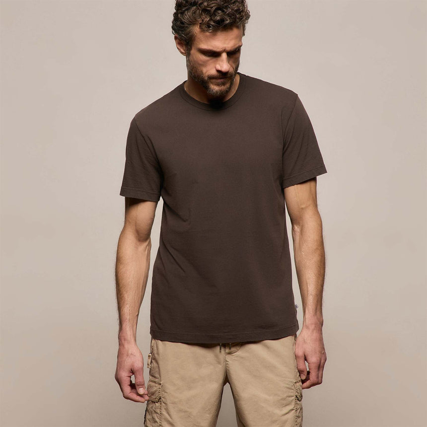 Short Sleeve Crew Neck in Bark Pigment | James Perse Los Angeles