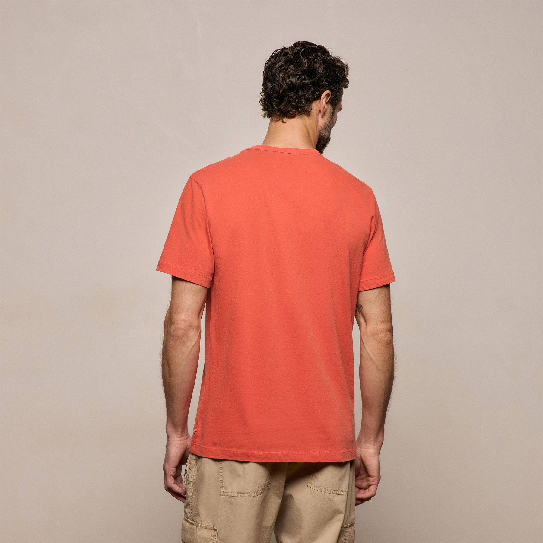 Short Sleeve Crew Neck in Blood Orange Pigment | James Perse Los Angeles