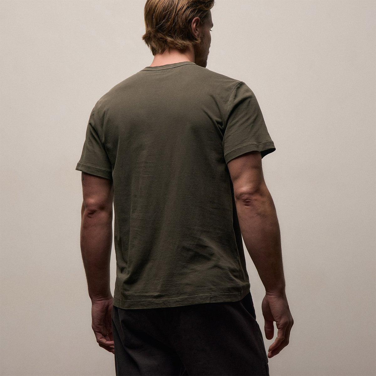 Short Sleeve Crew Neck in Platoon Pigment | James Perse Los Angeles