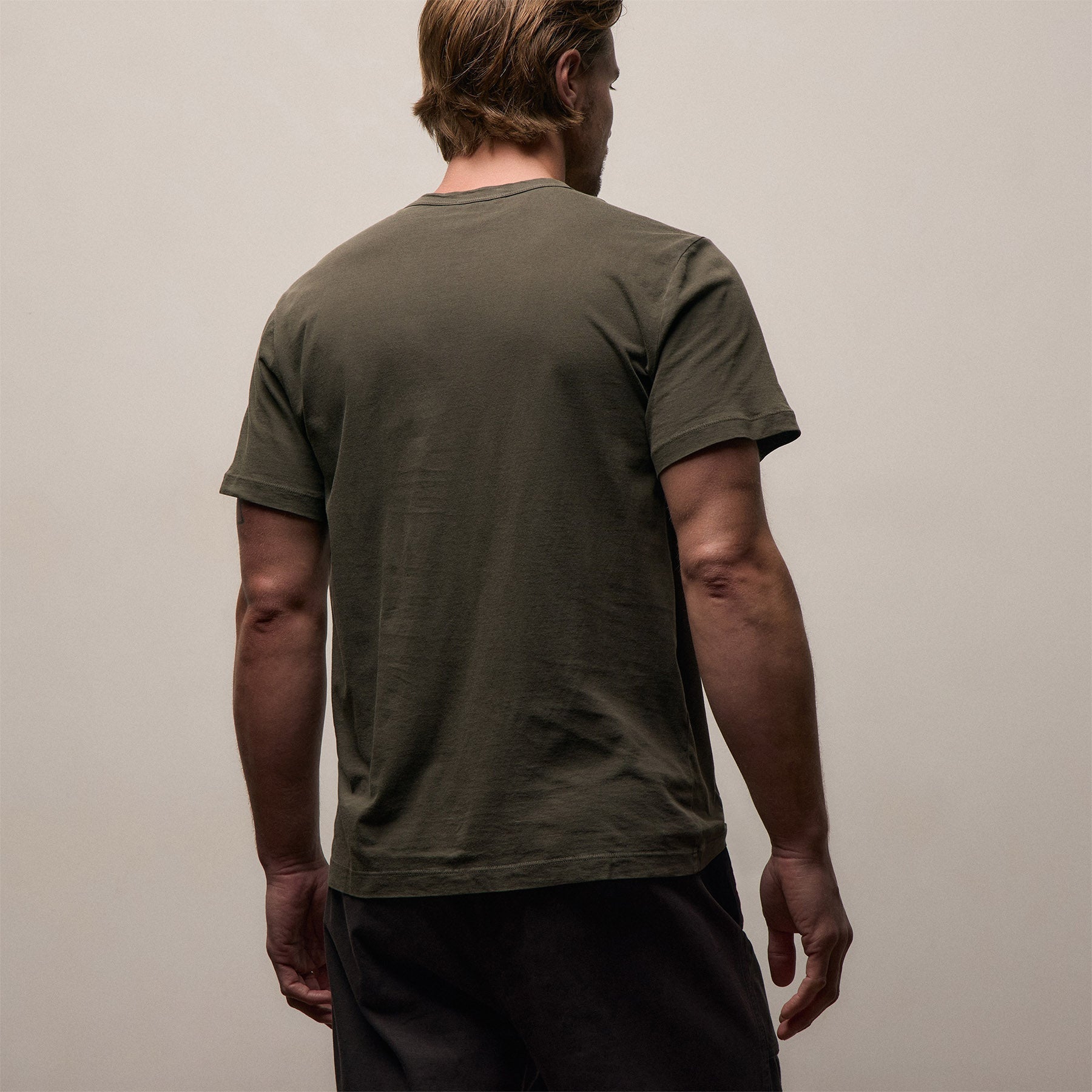 Short Sleeve Crew Neck in Platoon Pigment | James Perse Los Angeles