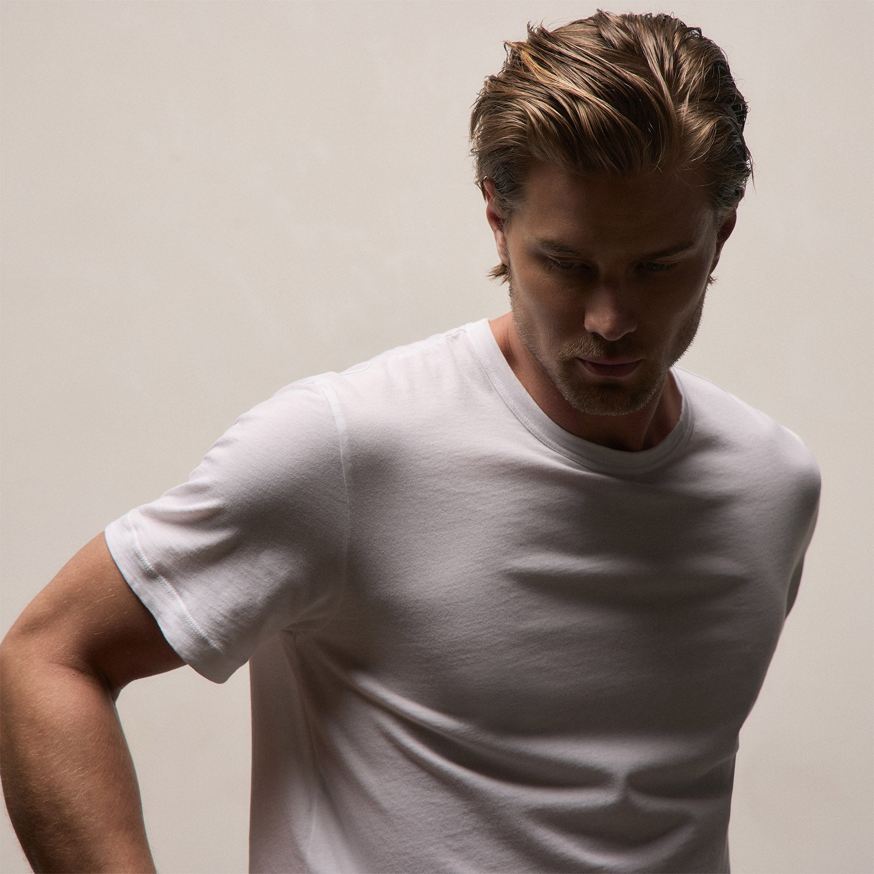 Short Sleeve Crew Neck in White | James Perse Los Angeles