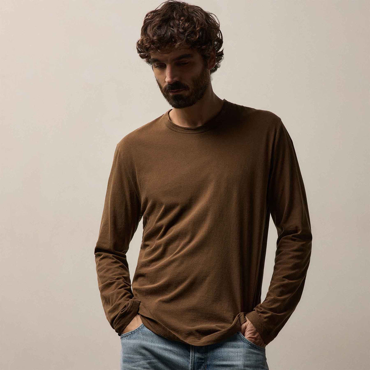 Long Sleeve Crew Neck in Gingerbread Pigment | James Perse Los Angeles