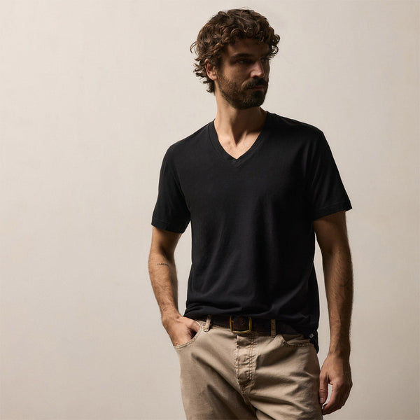 Short Sleeve V Neck in Black | James Perse Los Angeles