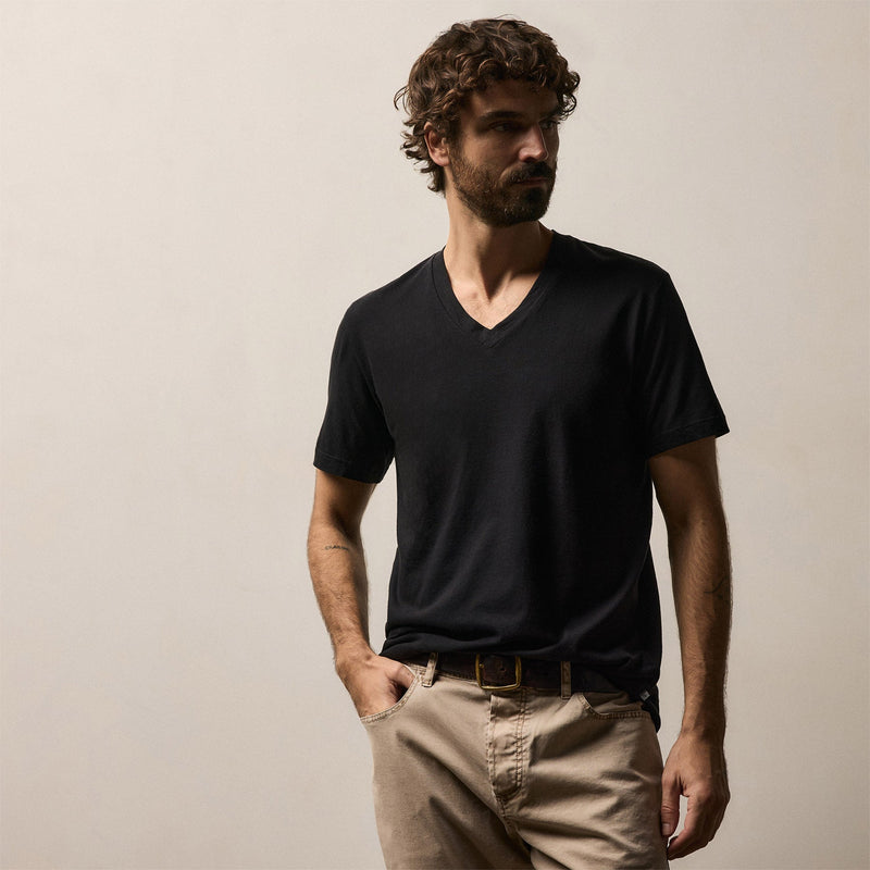 Short Sleeve V Neck in Black | James Perse Los Angeles