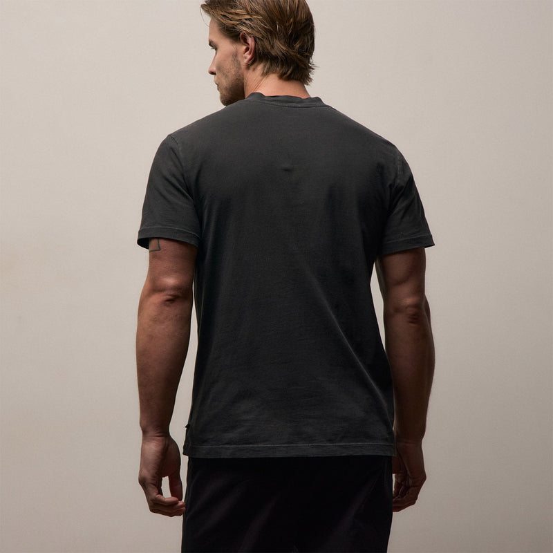 Short Sleeve V Neck in Carbon Pigment | James Perse Los Angeles