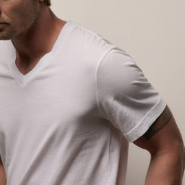 Short Sleeve V Neck in White | James Perse Los Angeles