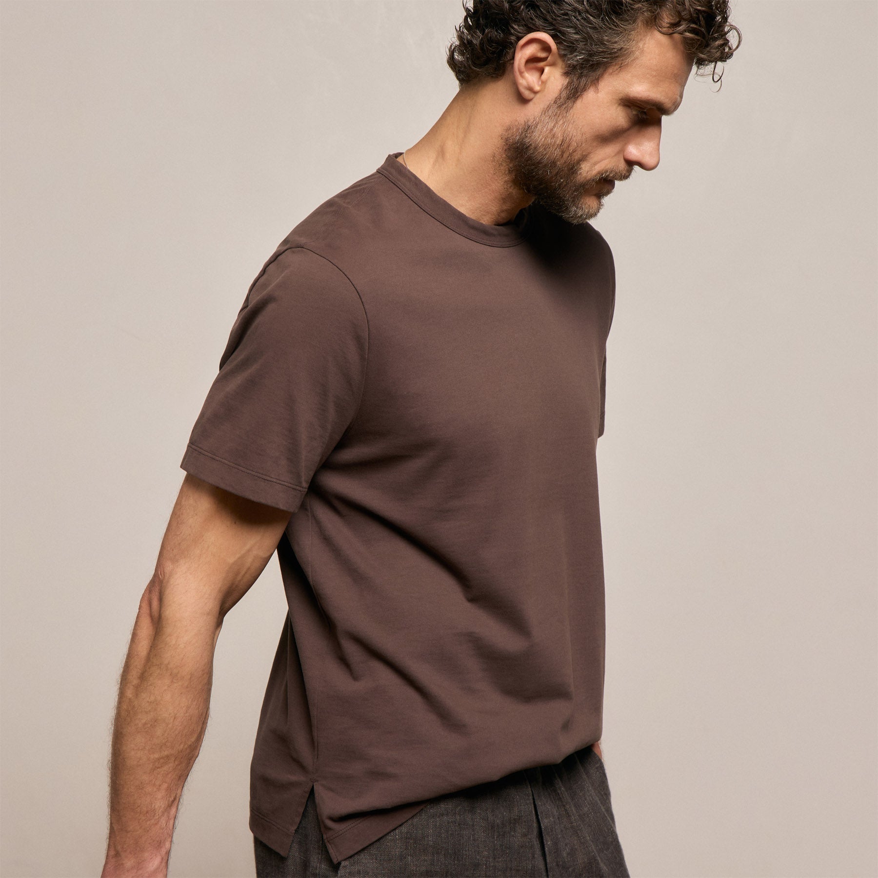 Heavy Luxe Jersey Crew in Bark | James Perse Los Angeles