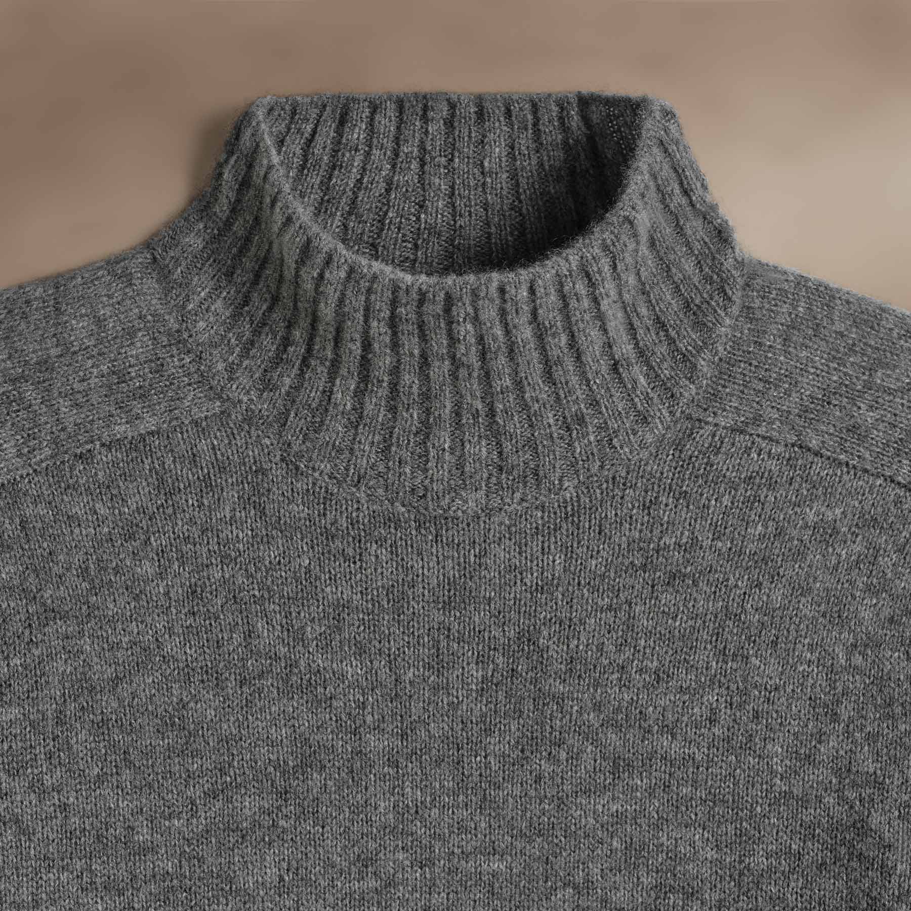 Cashmere Funnel Neck Sweater in Thunder | James Perse Los Angeles