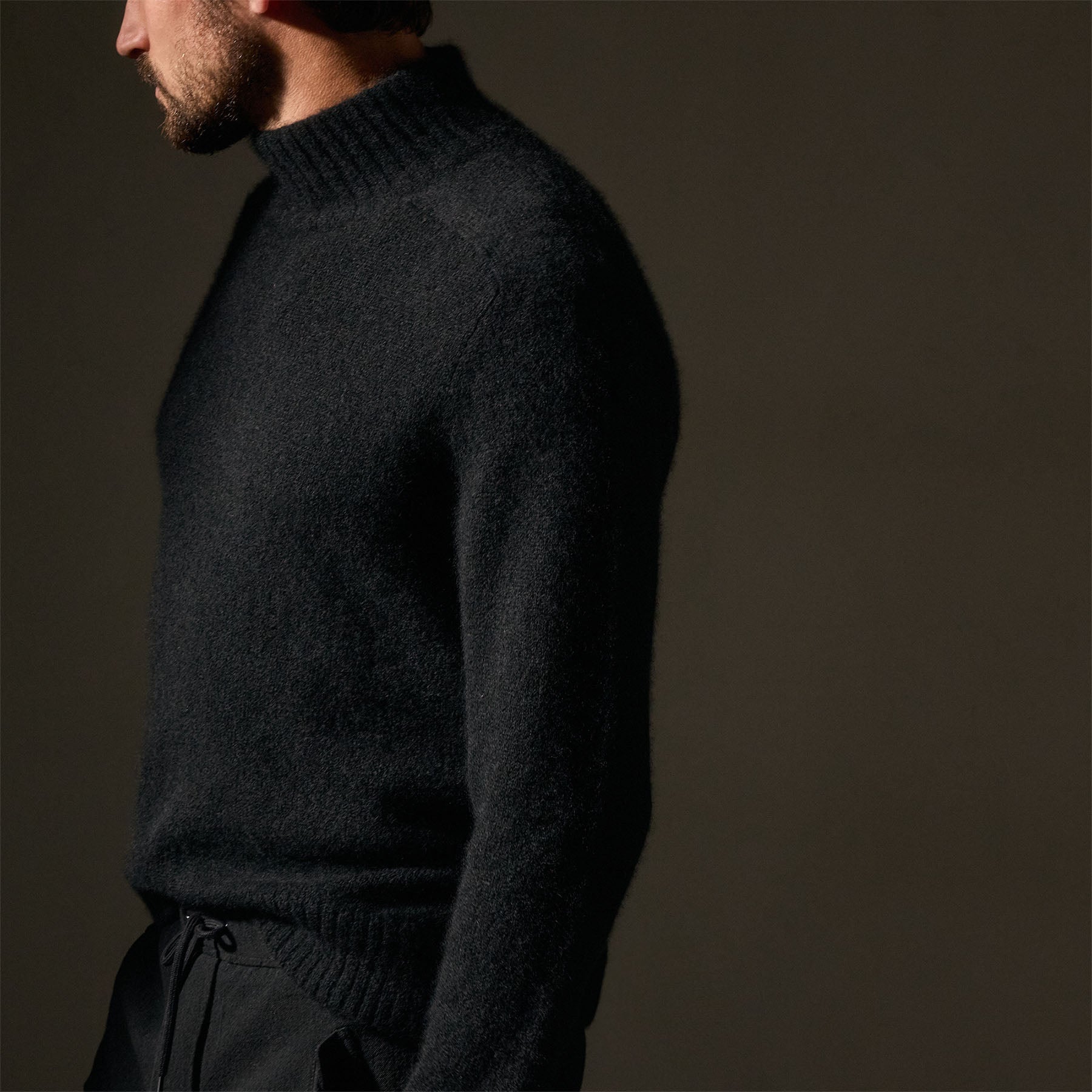 Cashmere Funnel Neck Sweater in True Black | James Perse Los Angeles