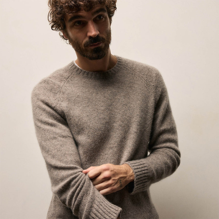 Lightweight Textured Cashmere Crew in Beige Melange | James Perse Los Angeles