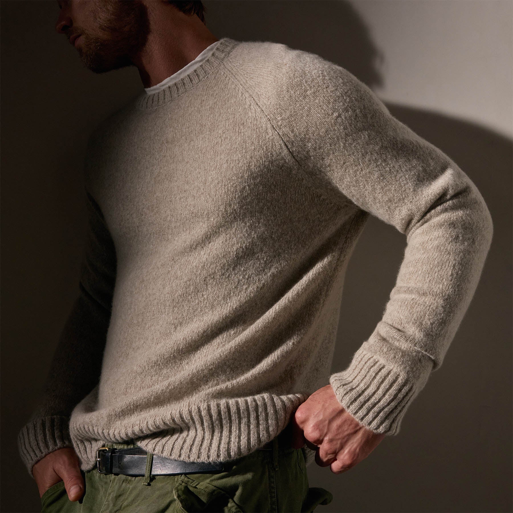 Lightweight Textured Cashmere Crew  in Hazel | James Perse Los Angeles
