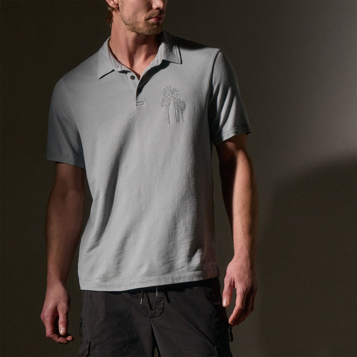 Palm Tree Embroidered Polo in Grey Sky/Magma | James Perse Los Angeles