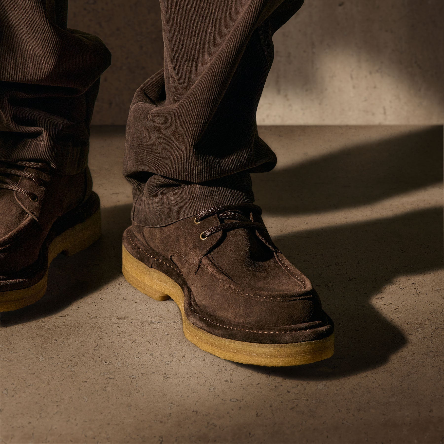 Men's Suede Work Boot In Cafe | James Perse Los Angeles