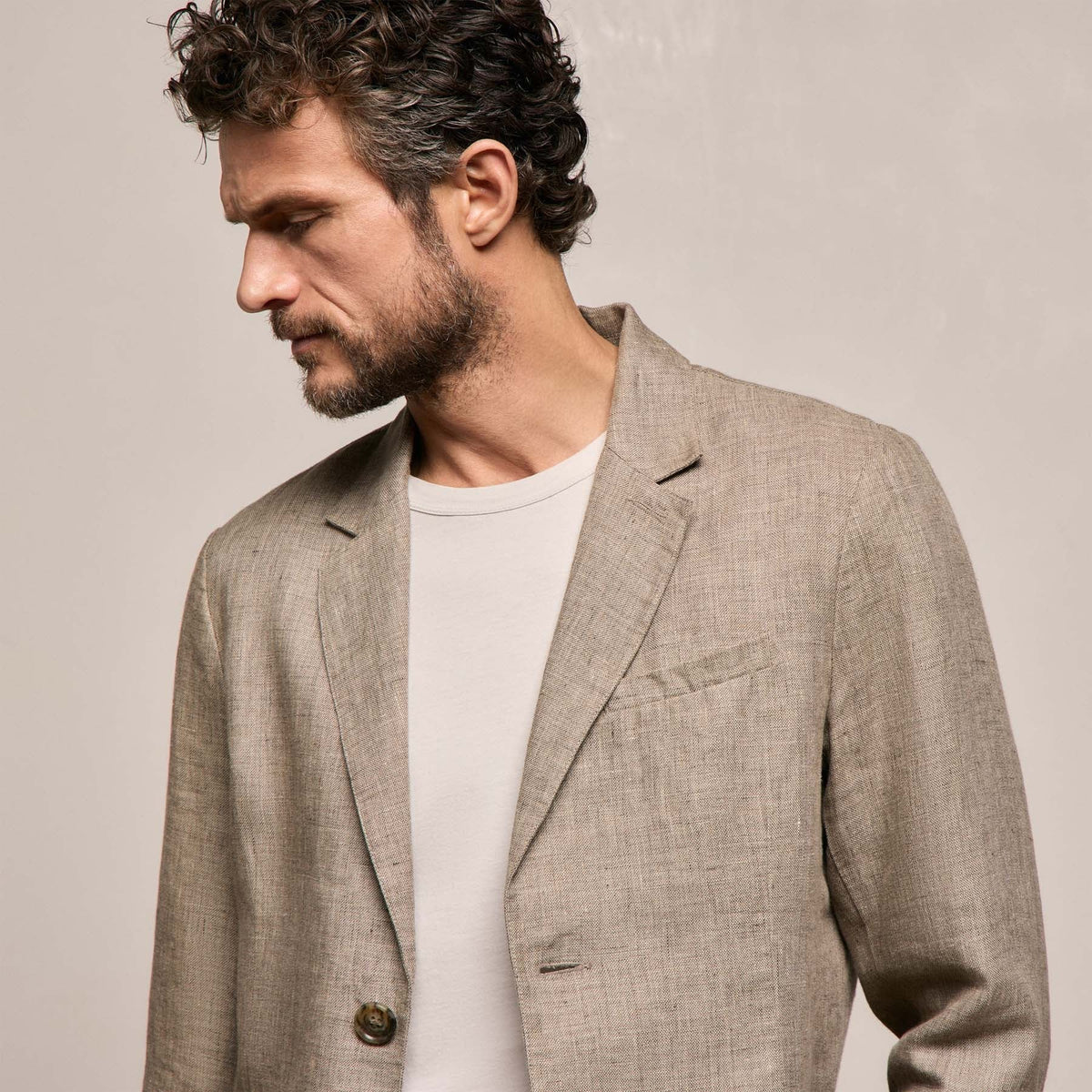 Montecito Linen Blazer in Soft Beige | James Perse Los Angeles