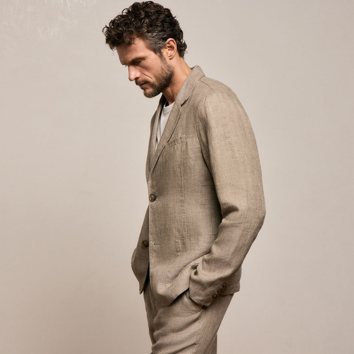 Montecito Linen Blazer in Soft Beige | James Perse Los Angeles