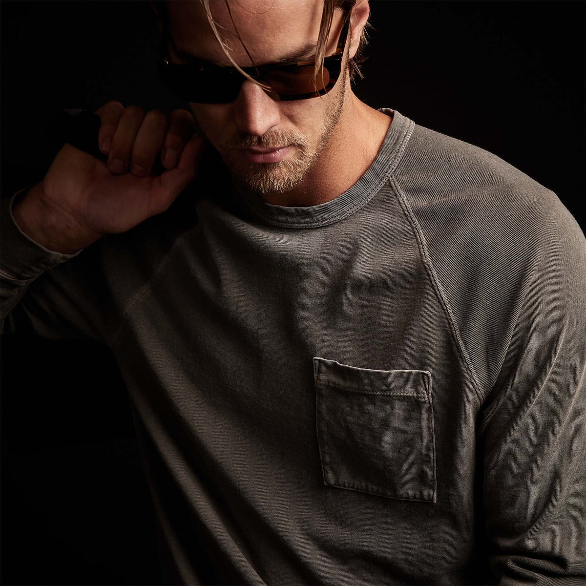 Beefy Cotton Jersey Pocket Raglan in Burro Pigment | James Perse Los Angeles