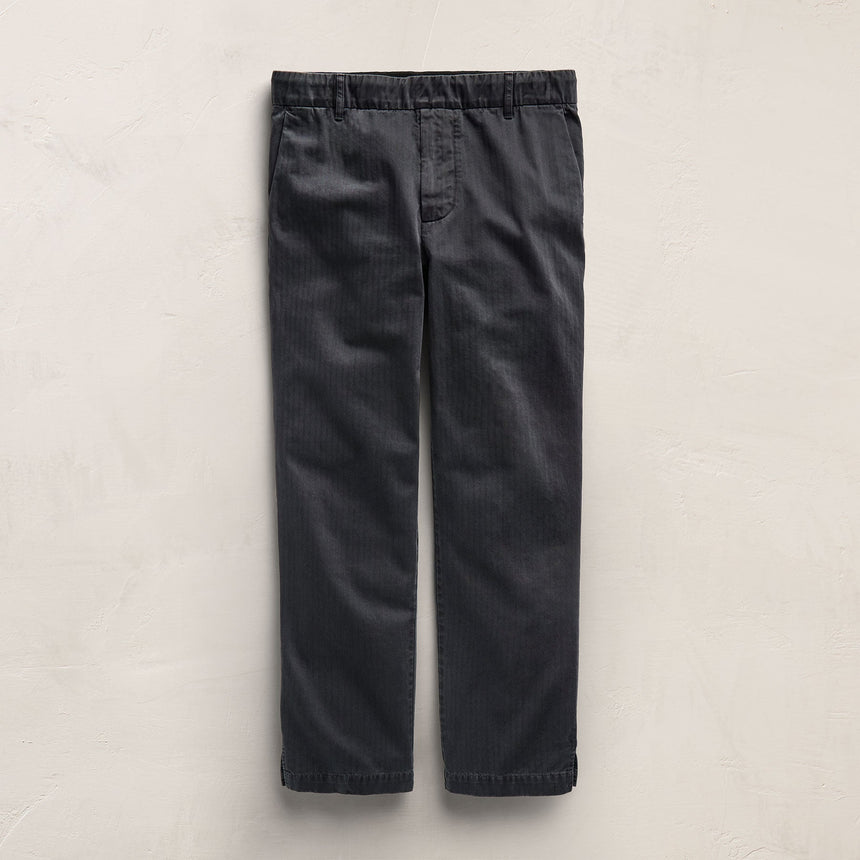 Hrngbn Twill Prfmnc Trouser in Blue Noir Pigment | James Perse Los Angeles