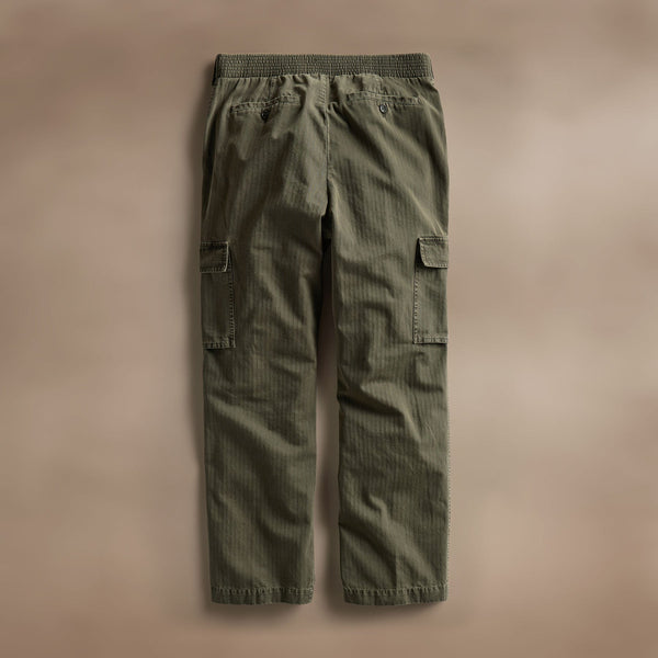 Herringbone Twill Utility Pant in Army Green Pigment | James Perse Los Angeles