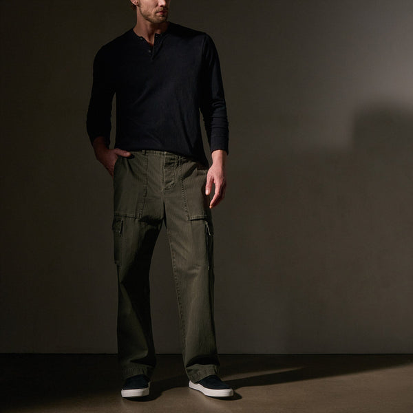 Herringbone Twill Utility Pant in Army Green Pigment | James Perse Los Angeles