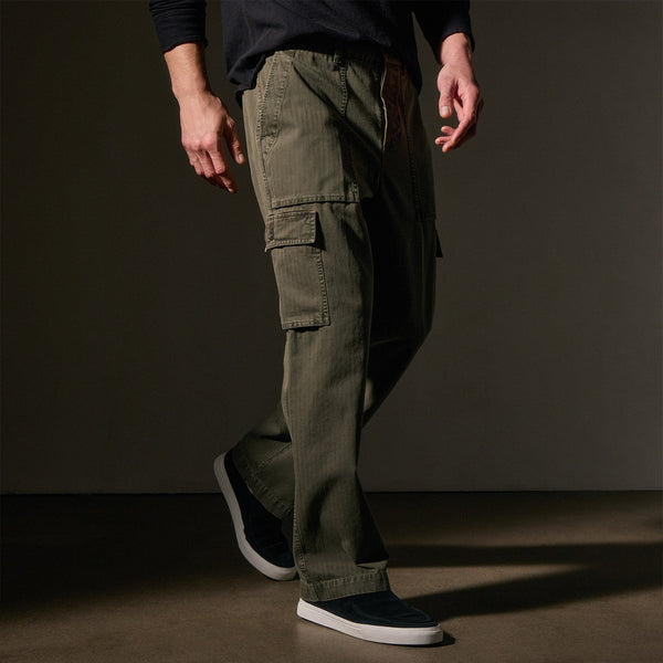 Herringbone Twill Utility Pant in Army Green Pigment | James Perse Los Angeles