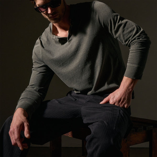 Herringbone Twill Utility Pant in Black | James Perse Los Angeles