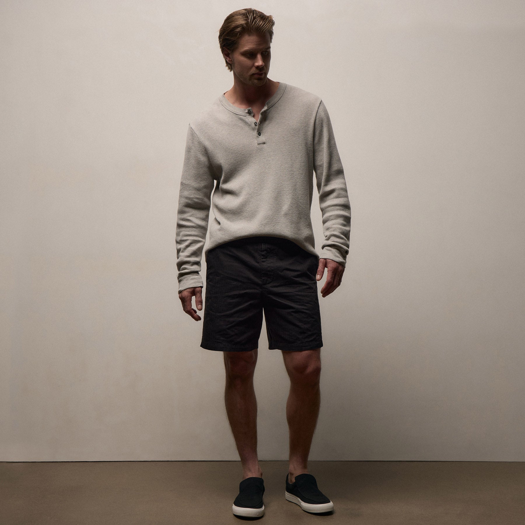 Herringbone Surplus Short - Black | James Perse Los Angeles