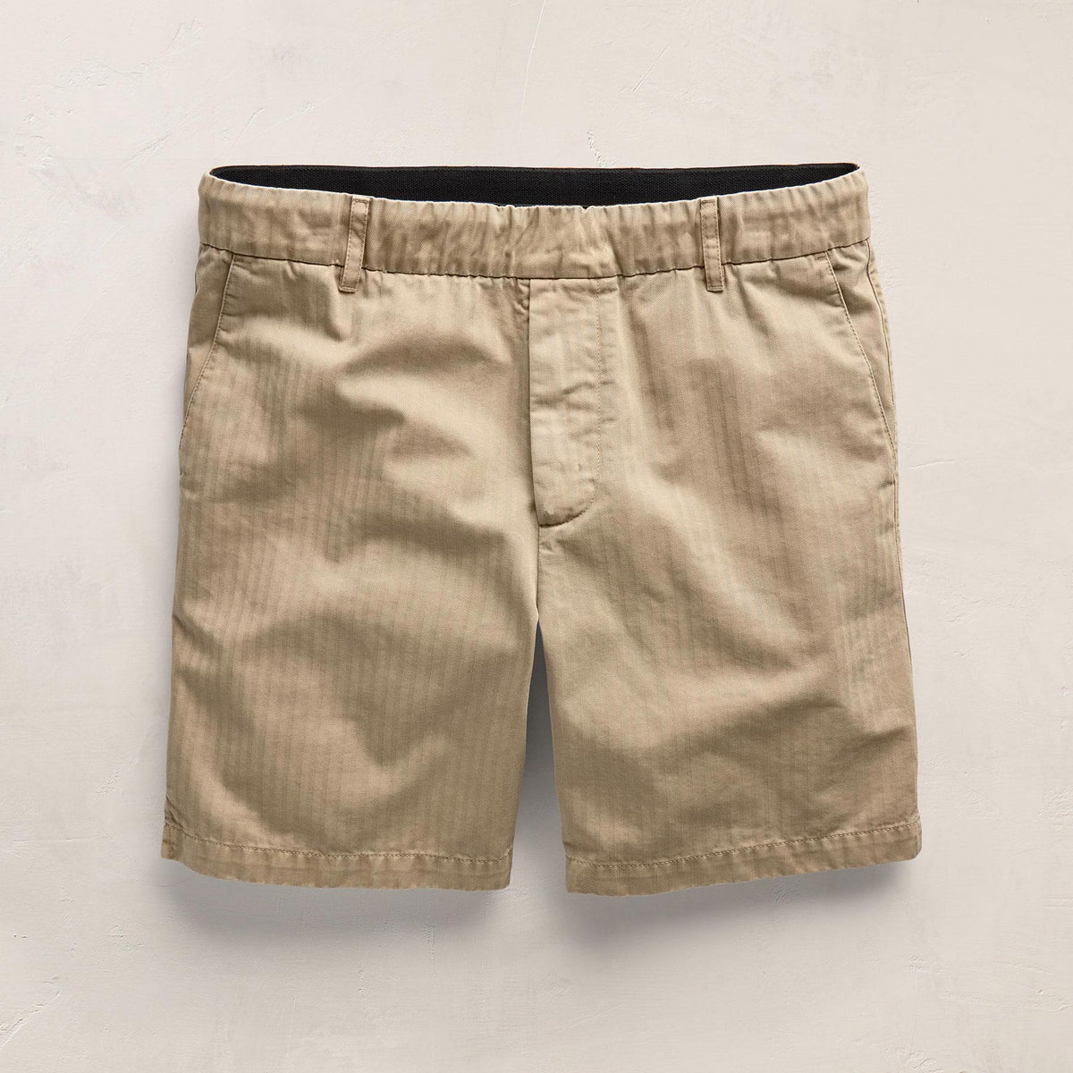 Herringbone Surplus Short in Light Khaki Pigment | James Perse Los Angeles