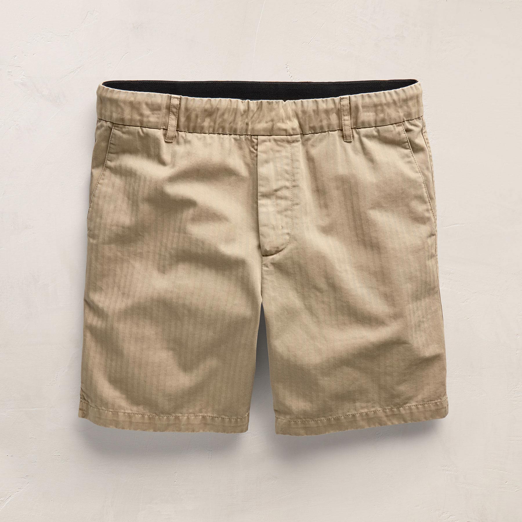 Herringbone Surplus Short in Light Khaki Pigment | James Perse Los Angeles