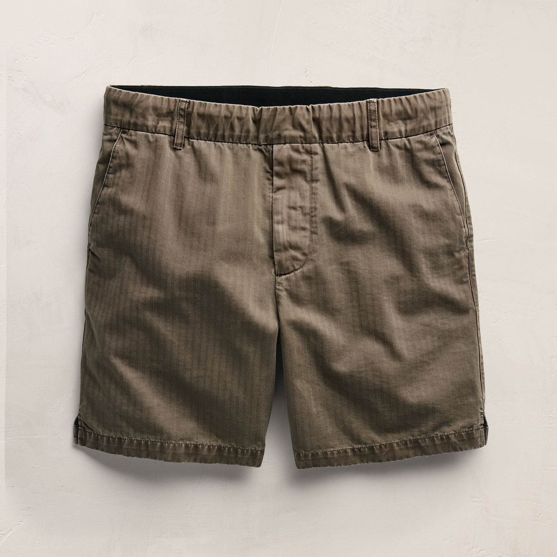 Herringbone Surplus Short in Light Olive Pigment | James Perse Los Angeles