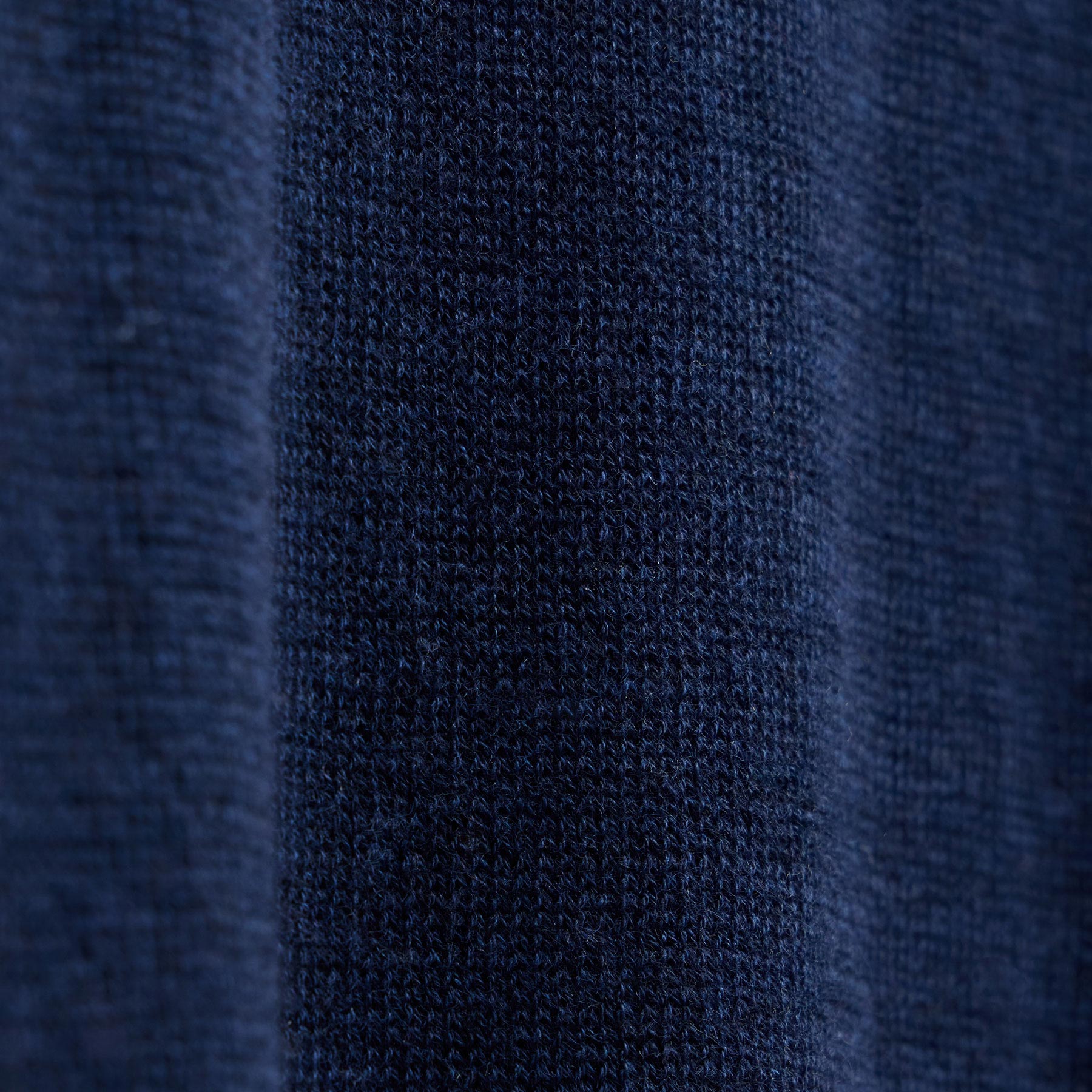Cotton Cashmere Raglan Crew in Admiral | James Perse Los Angeles