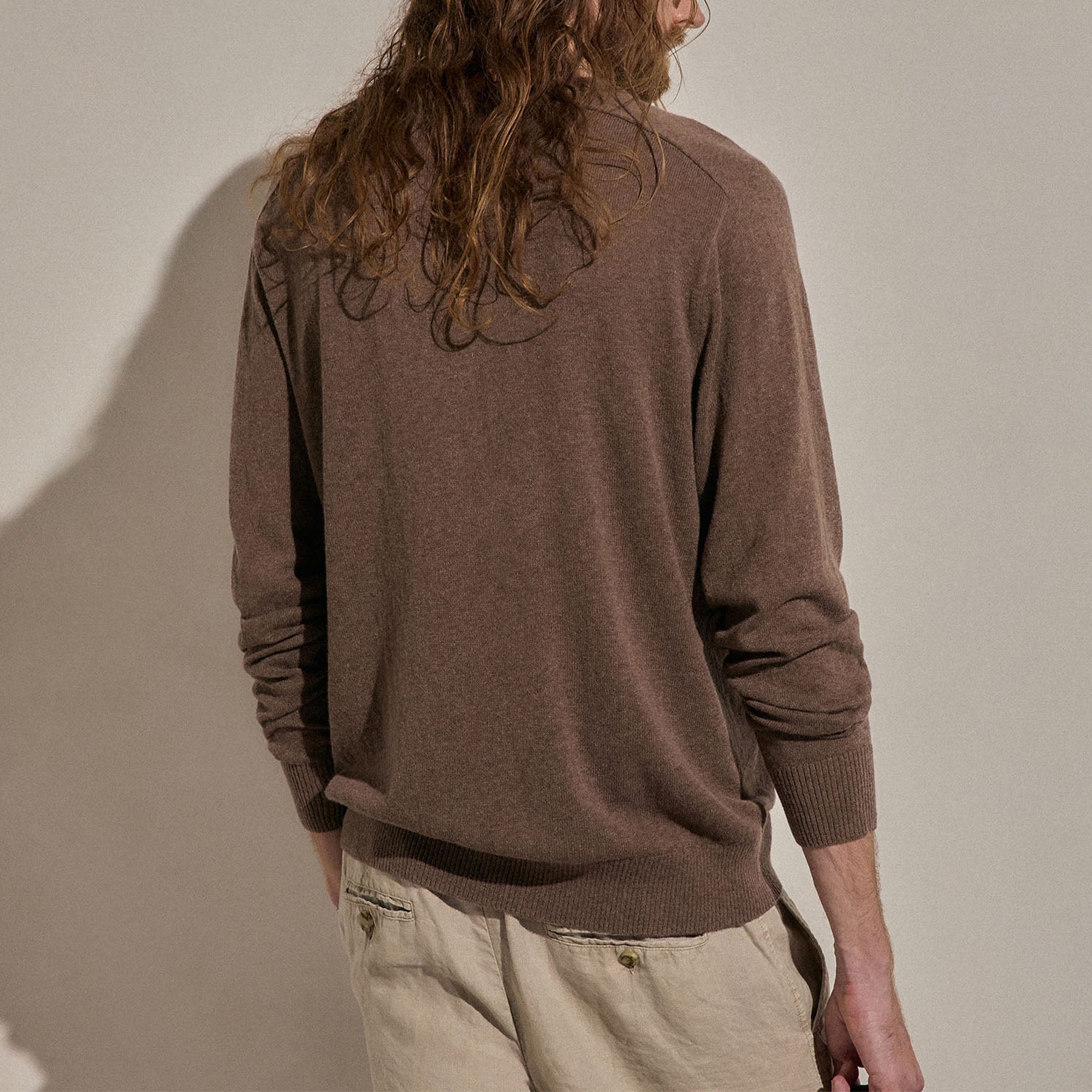 Cotton Cashmere Raglan Crew in Brownstone | James Perse Los Angeles