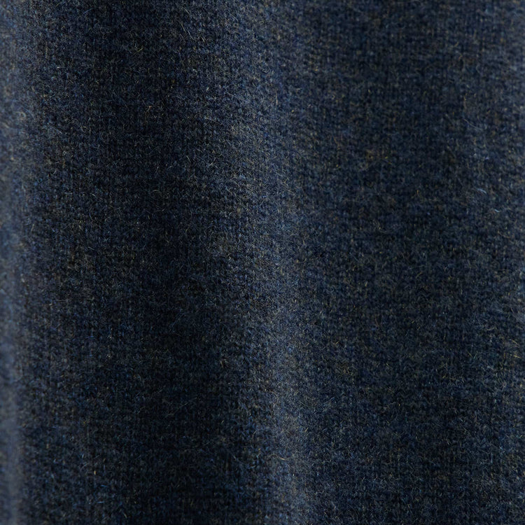 Soft Featherweight Cashmere Crew in Coal | James Perse Los Angeles