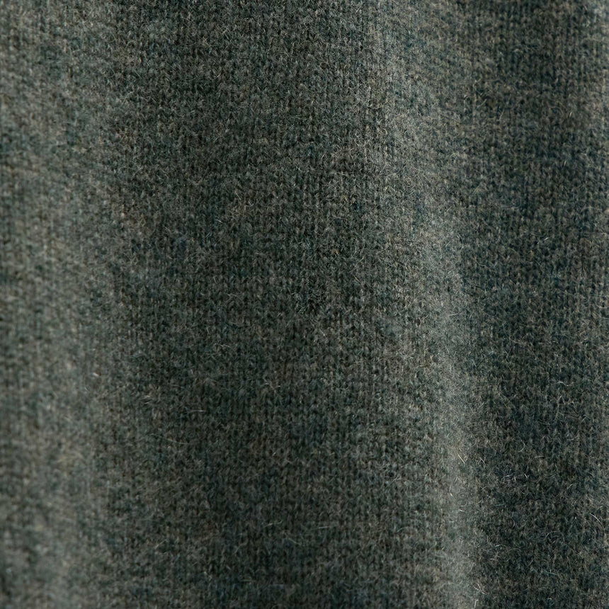Soft Featherweight Cashmere Crew in Dark Olive | James Perse Los Angeles