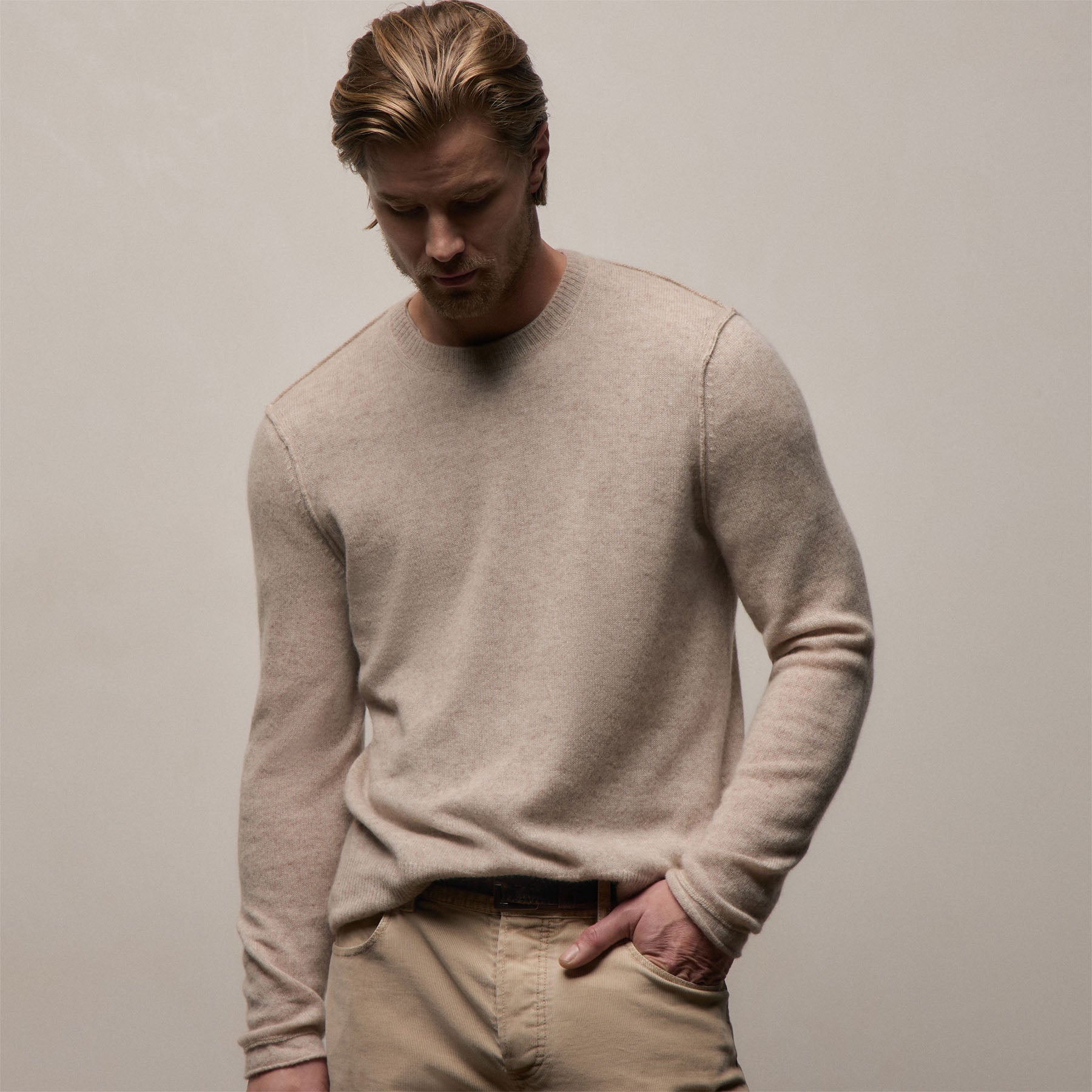 Men's Soft Featherweight Cashmere Crew Gift Set In Grey Glacier/Light Beige | James Perse Los Angeles