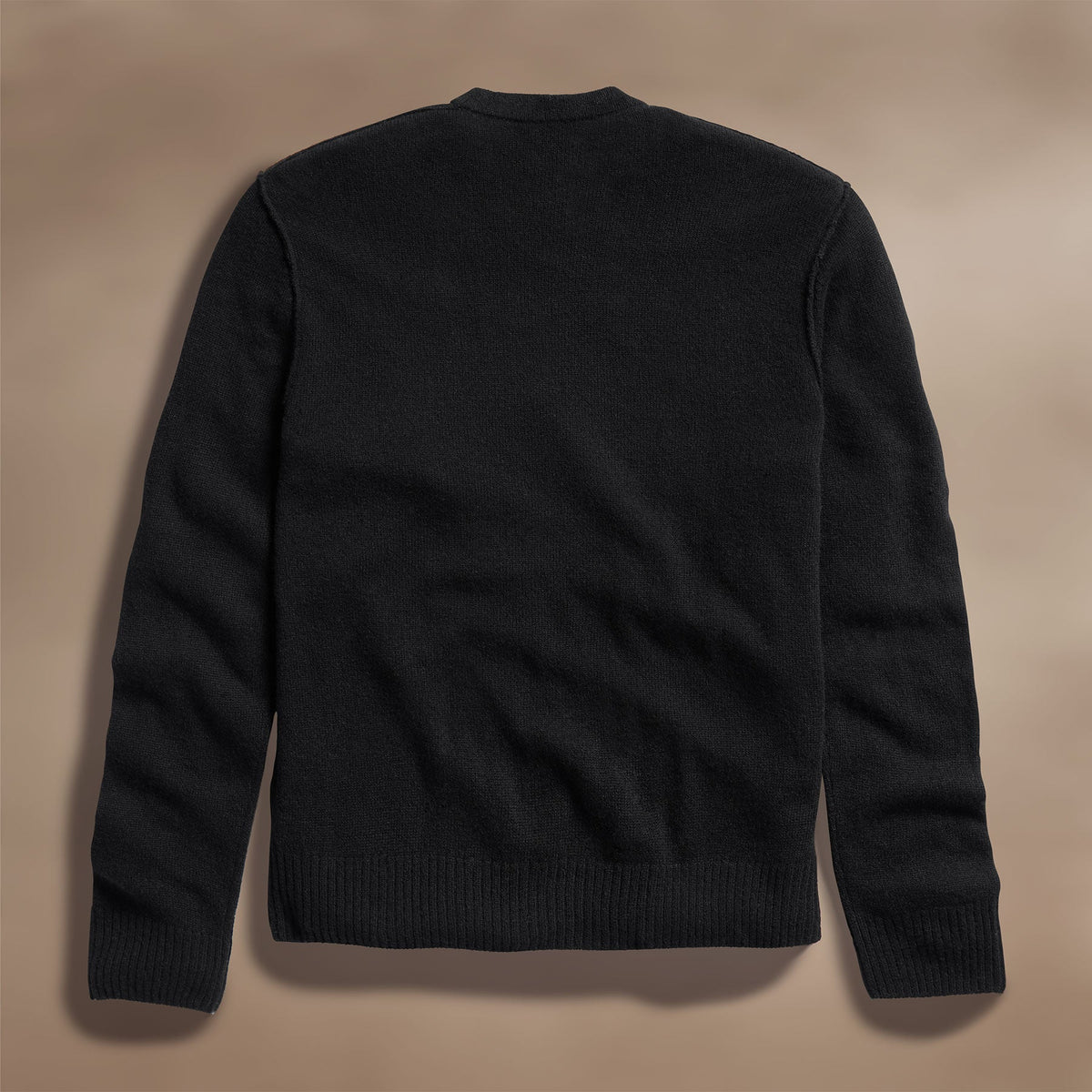 Soft Featherweight Cashmere V Neck in Black | James Perse Los Angeles