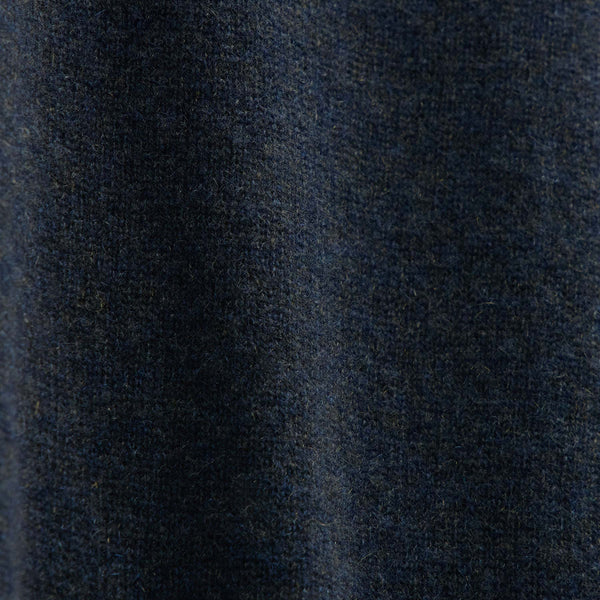 Soft Featherweight Cashmere V Neck in Coal | James Perse Los Angeles