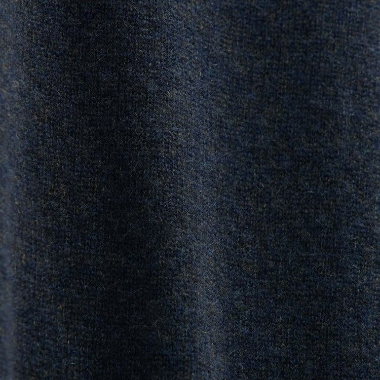 Soft Featherweight Cashmere V Neck in Coal | James Perse Los Angeles