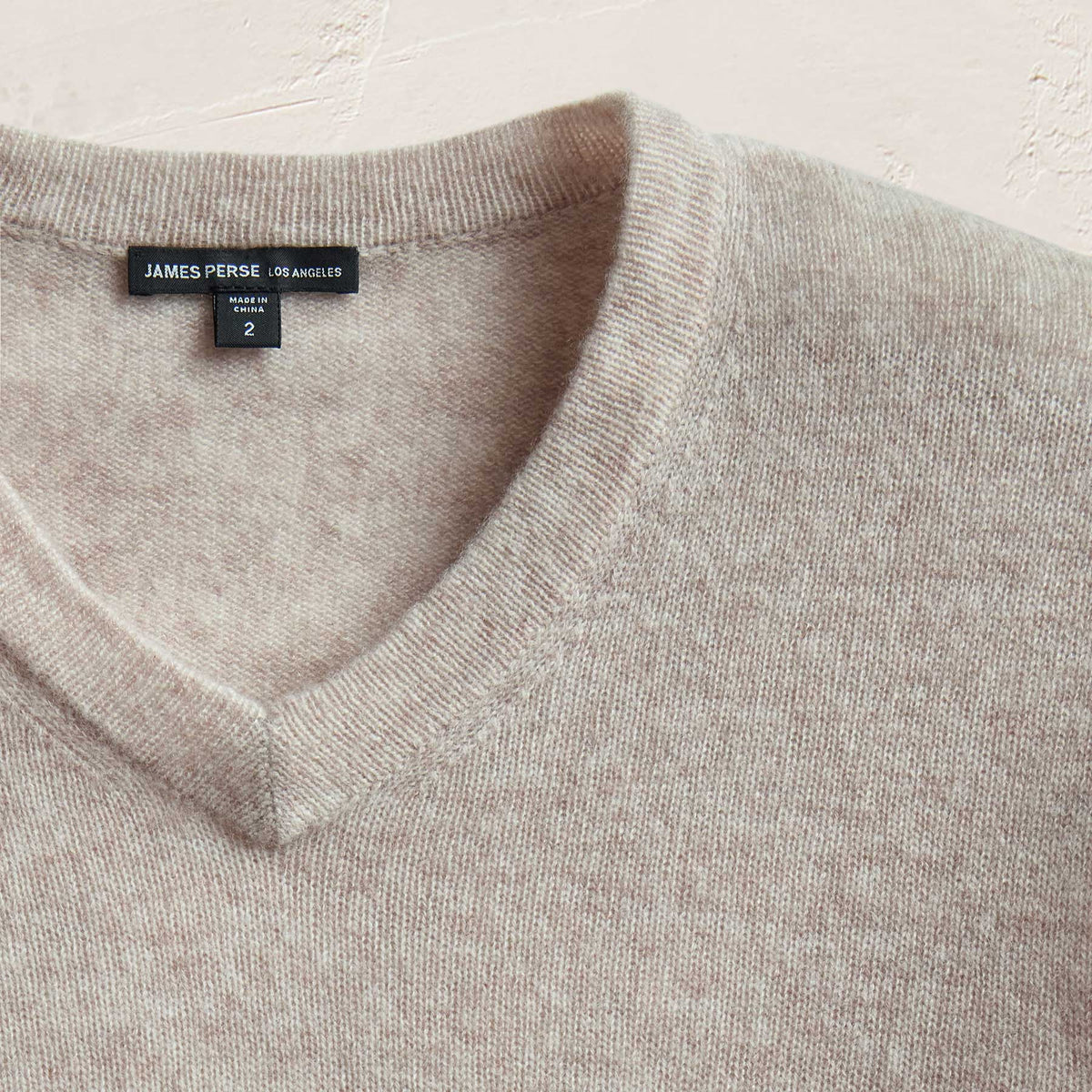 Soft Featherweight Cashmere V Neck in Light Beige | James Perse Los Angeles