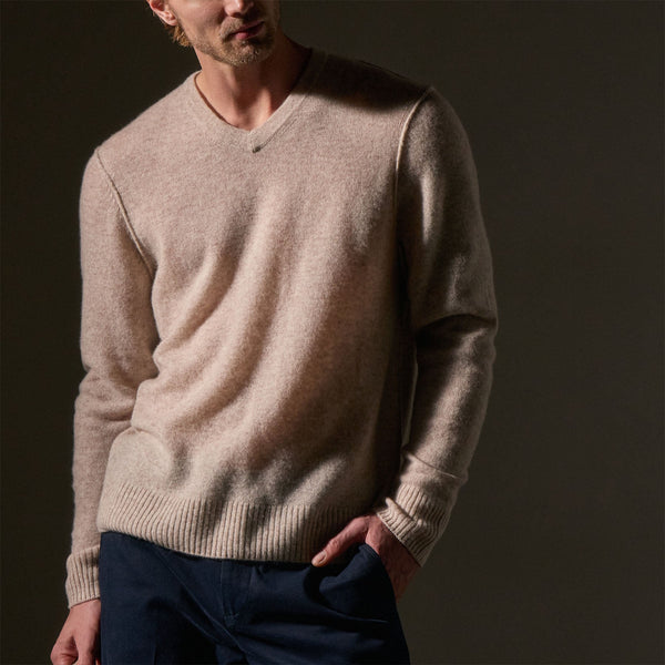 Open Knit Cashmere VinNeck in Light Beige | James Perse Los Angeles