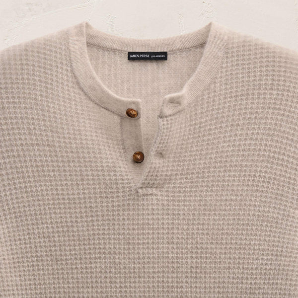 Soft Featherweight Cashmere Waffle Henley in Light Beige | James Perse Los Angeles