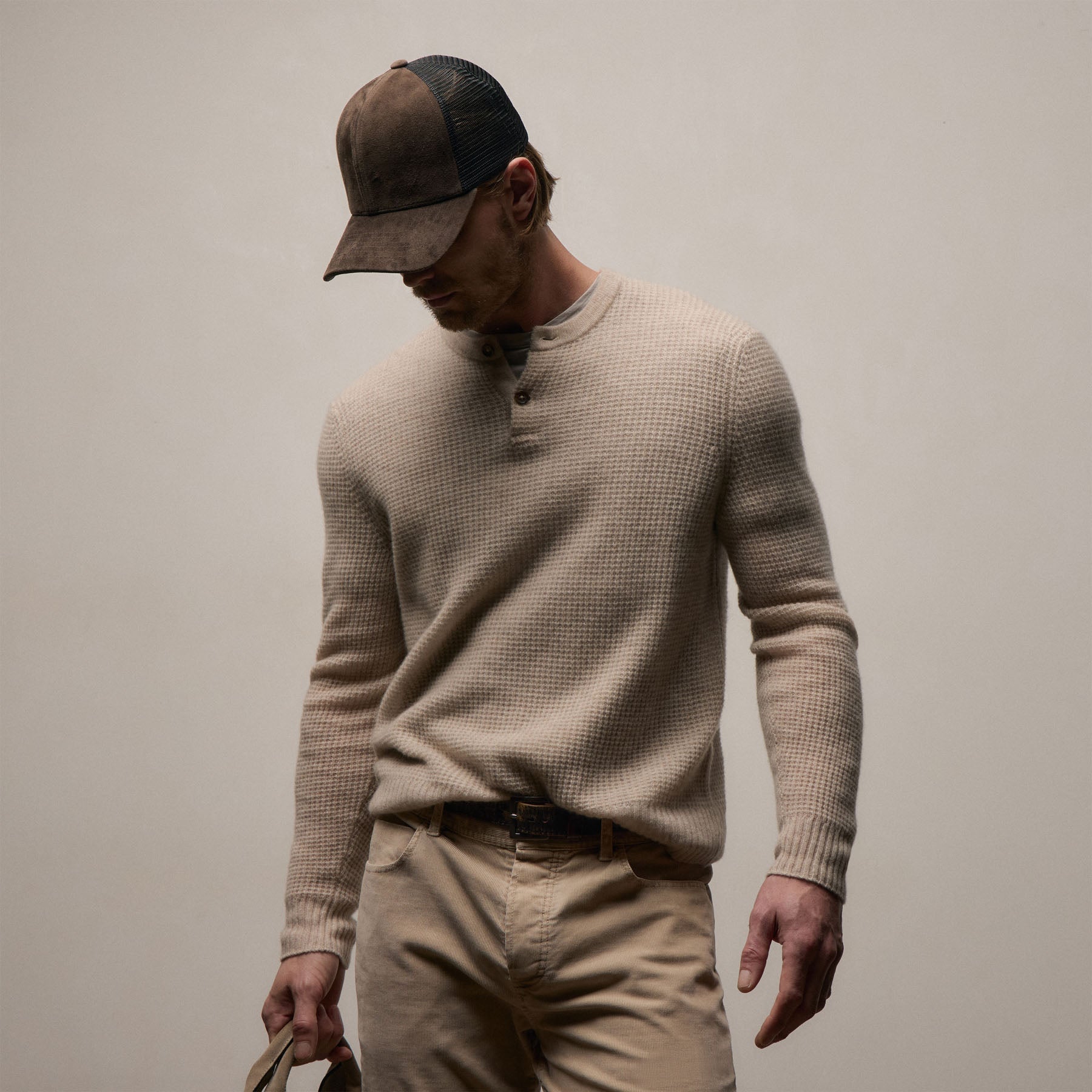 Soft Featherweight Cashmere Waffle Henley in Light Beige | James Perse Los Angeles