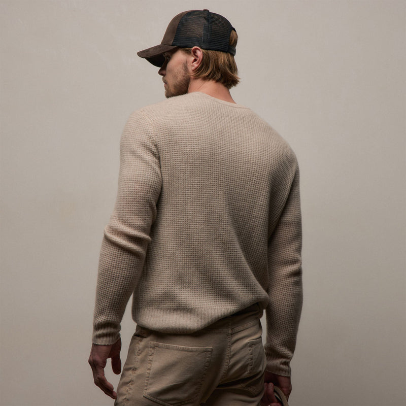 Soft Featherweight Cashmere Waffle Henley in Light Beige | James Perse Los Angeles